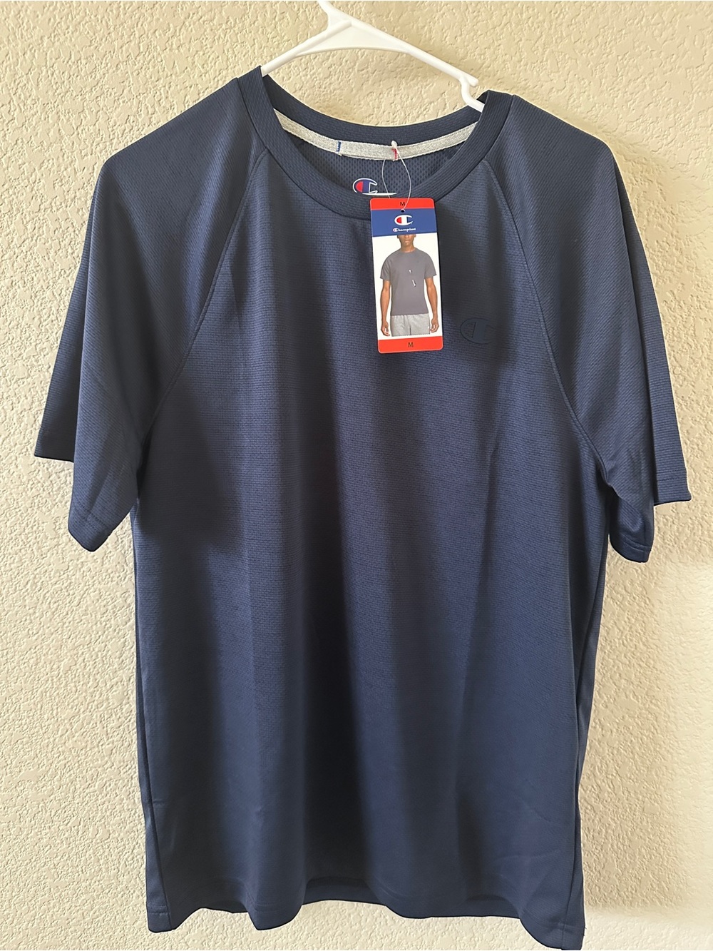 Champion Men’s  Short Sleeve Shirt -size M